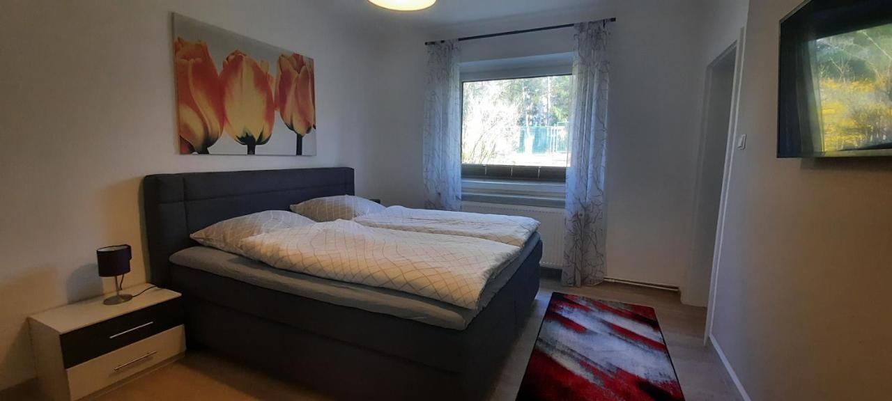 Ferienhaus Im Gruenen/Monteurzimmer Oranienburg Dış mekan fotoğraf